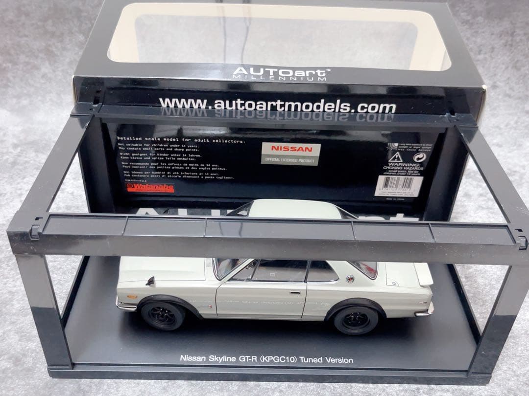 AUTOart 1/18 GT-R KPGC10 チューンドバージョン