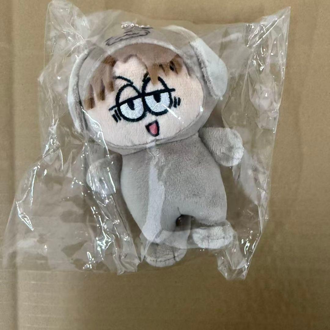 アッキー