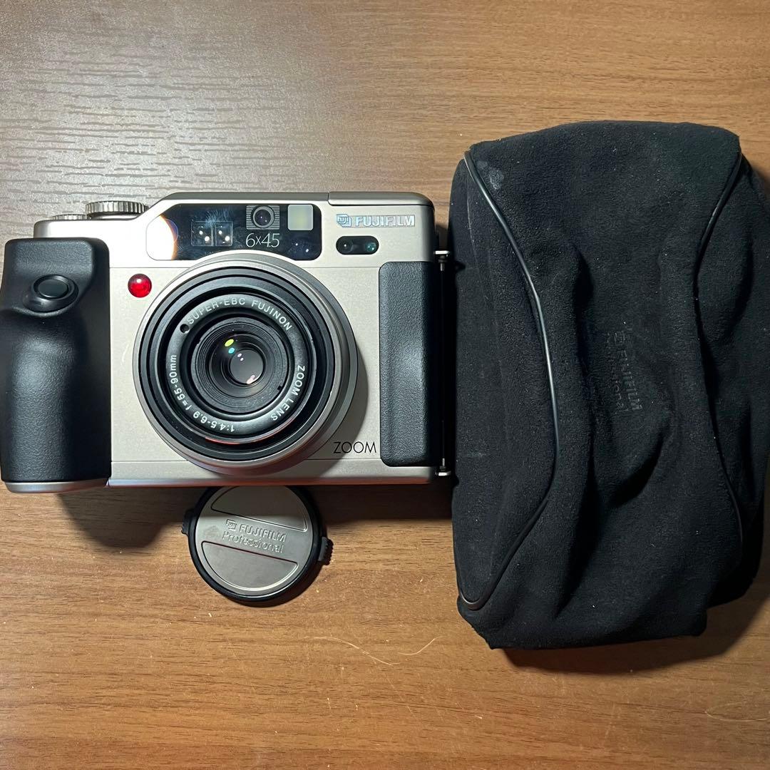 フィルムカメラ fujifilm ga645zi