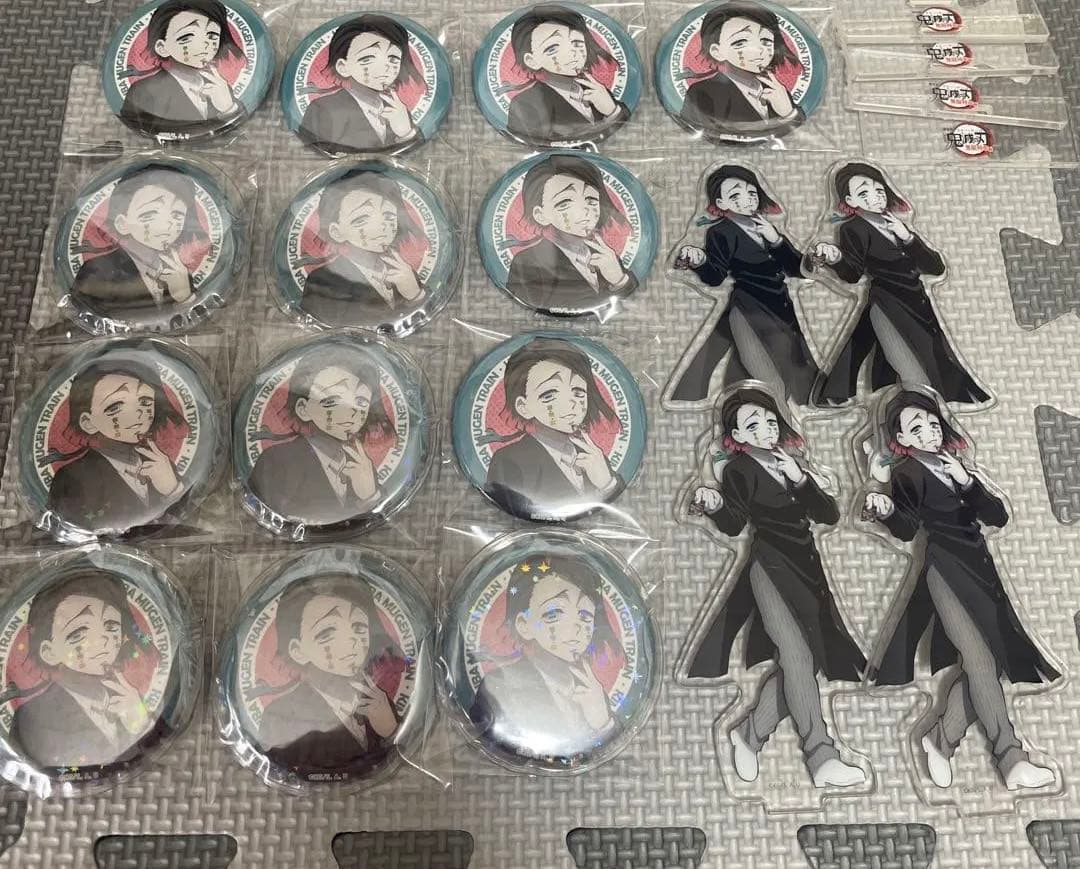 鬼滅の刃 魘夢 缶バッジ 劇場公開ロングラン記念　描き下ろしアクリルスタンド