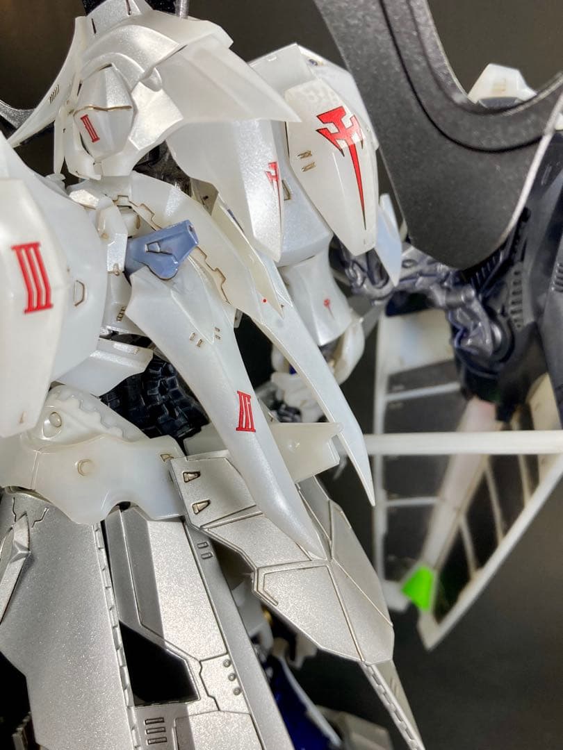 ボークス レッドミラージュ V3 デルタベル3007全塗装済み完成品