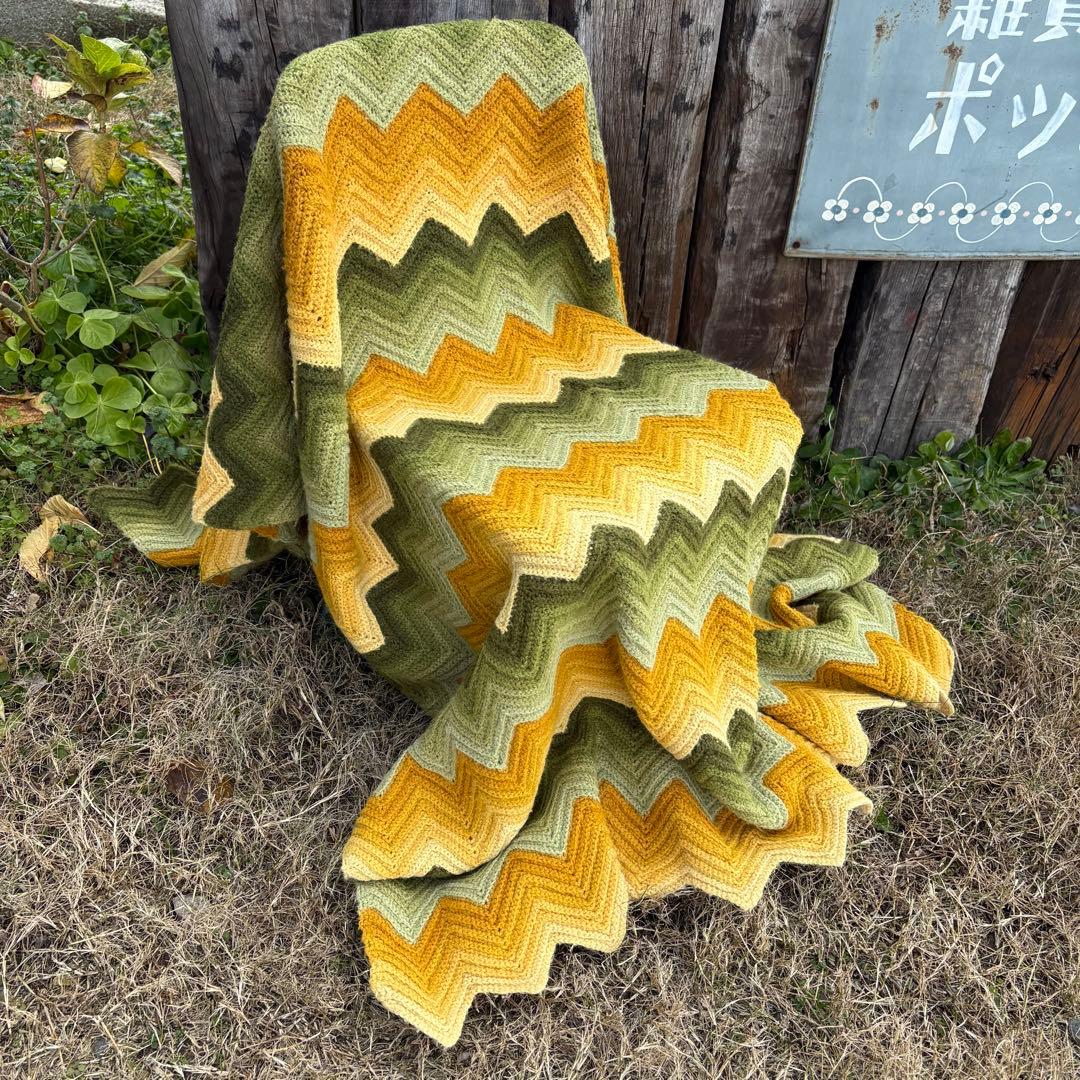 【USA vintage】グラニーブランケット ギザギザ 膝掛け ラグ
