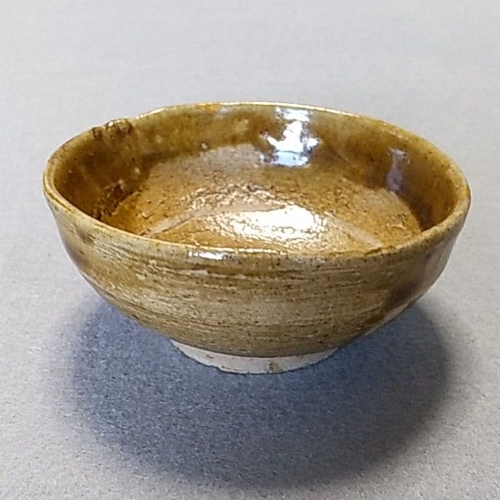 古瀬戸盃　古瀬戸ぐい吞み　古黄瀬戸ぐい吞み　古瀬戸酒盃　合わせ箱付き