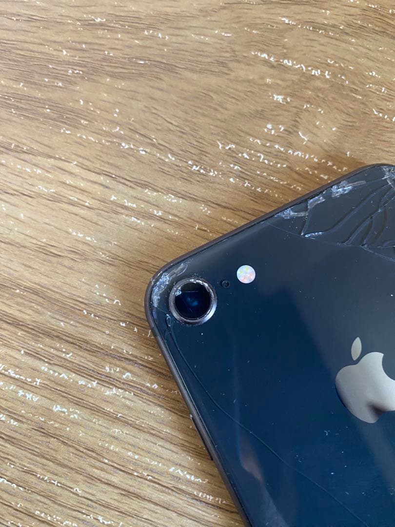 【ジャンク品】Apple iPhone 8 64GB