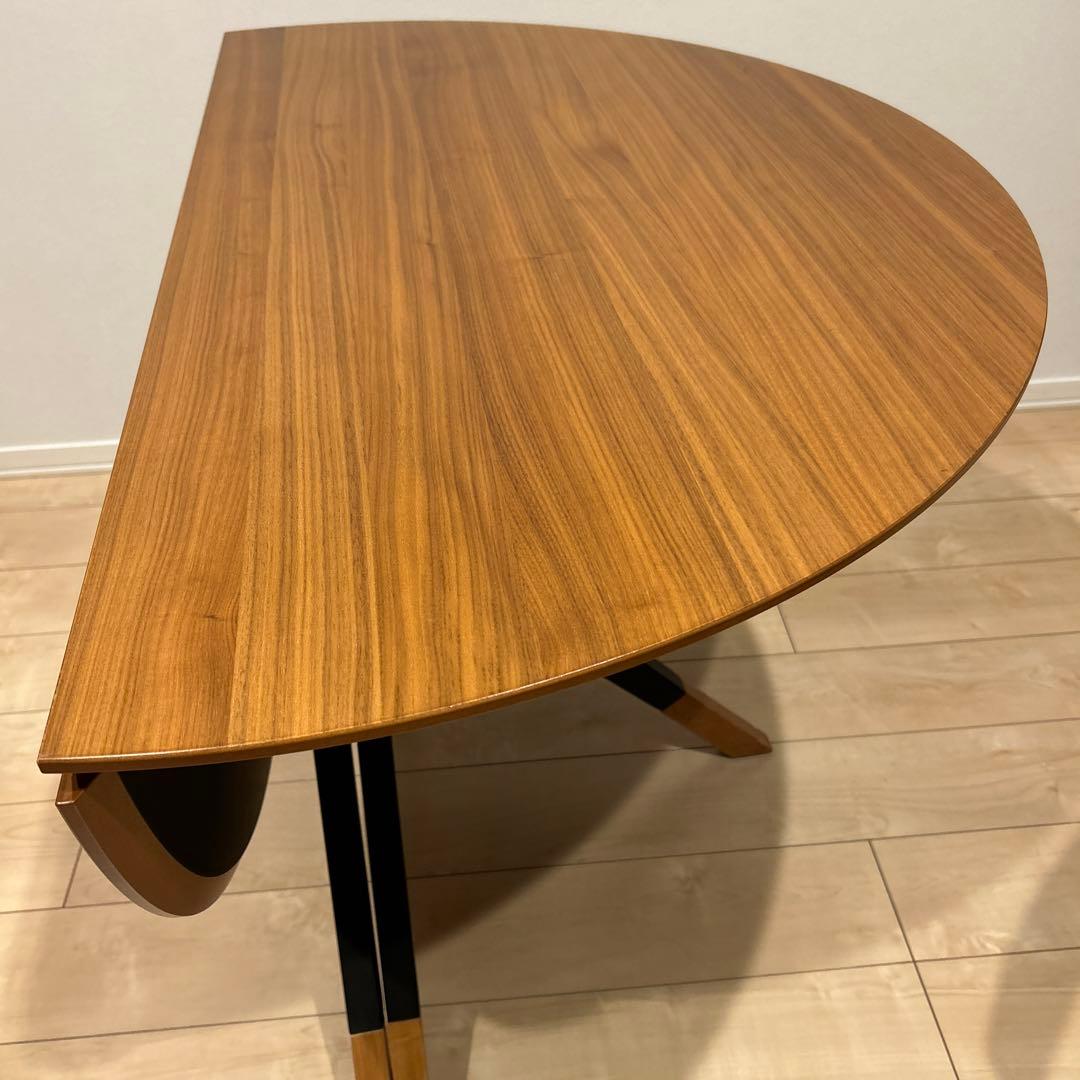 ボーコンセプト　BILLUND PRINCNTON ラウンドテーブル　円形