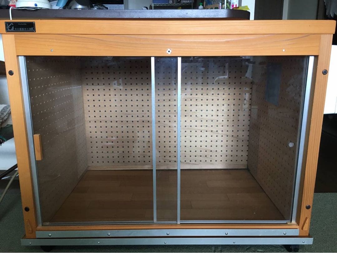 犬小屋製作工房K 防音ケージ換気扇付