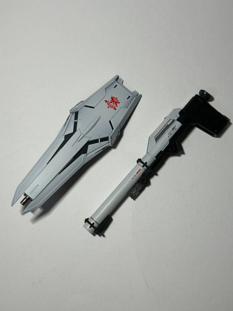 RGνガンダム　全塗装　完成品