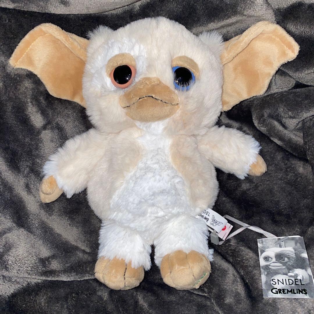 SNIDEL GREMLINS オッドアイギズモ　ぬいぐるみ