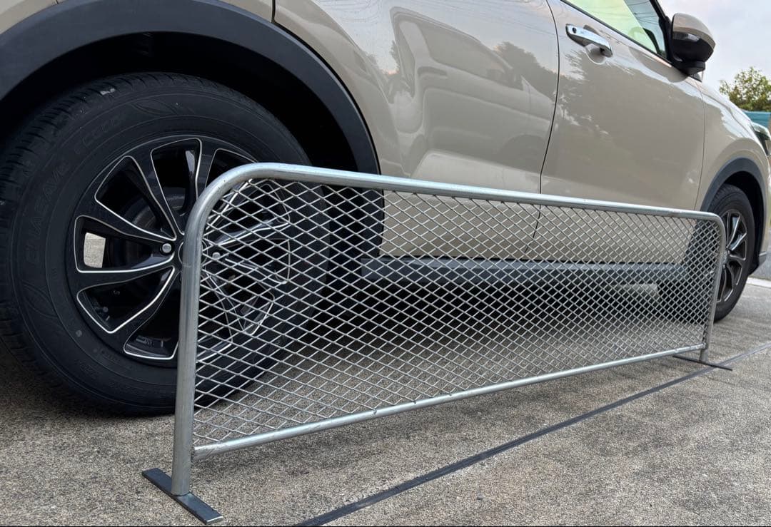 マーシアン アメリカンフェンス風　バリケード1200×400シルバー