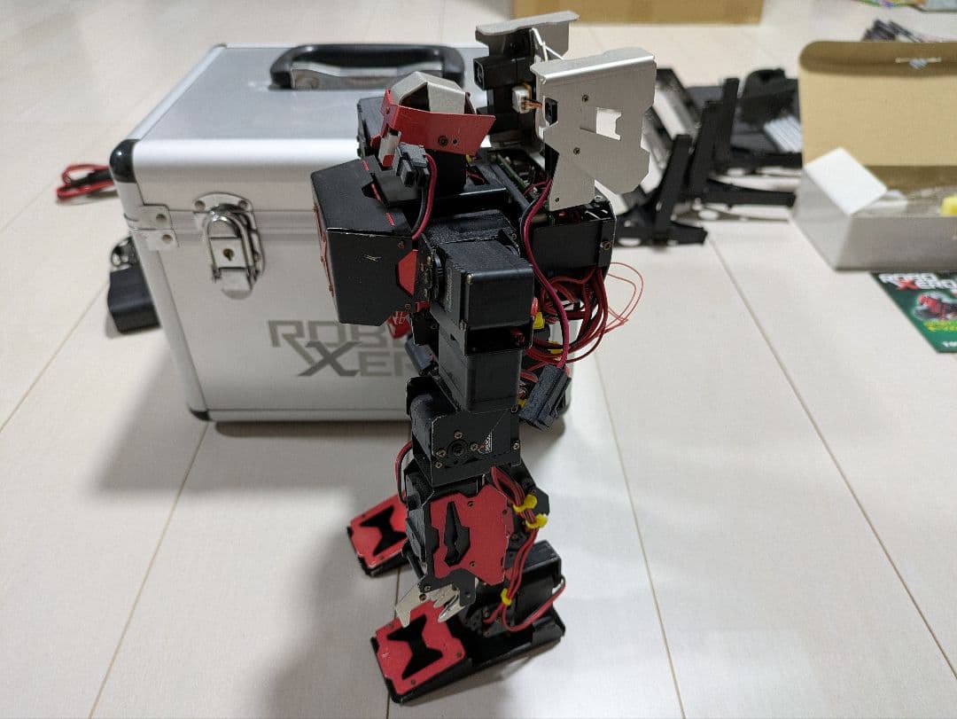 ロボゼロ デアゴスティーニ 専用ボックス組立ブック付コントローラー有