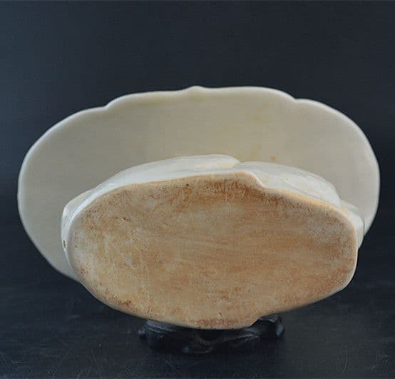 宋定窯彫刻白磁龍枕 景徳鎮 陶磁器 装飾品 現代工芸品 美術品 置物