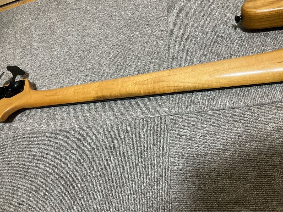 エレキベース アクティブ/パッシブ切替　バルトリーニ Bartolini TBT