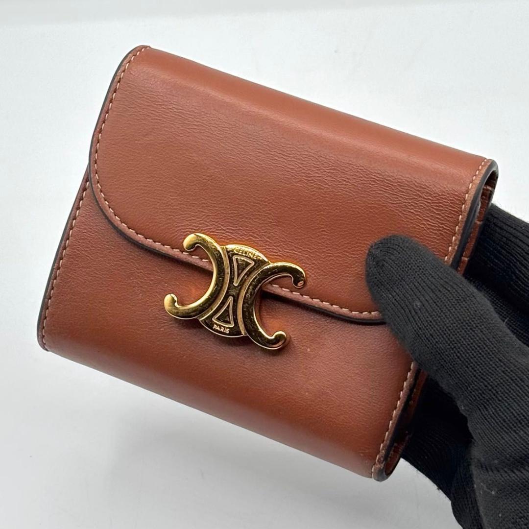 美品 セリーヌ 財布 トリオンフ スモールフラップウォレット ブラウン