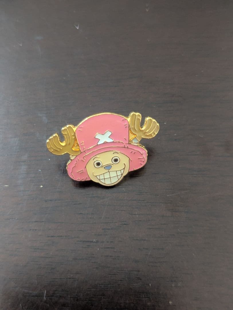 ワンピース チョッパー ピンバッジ
