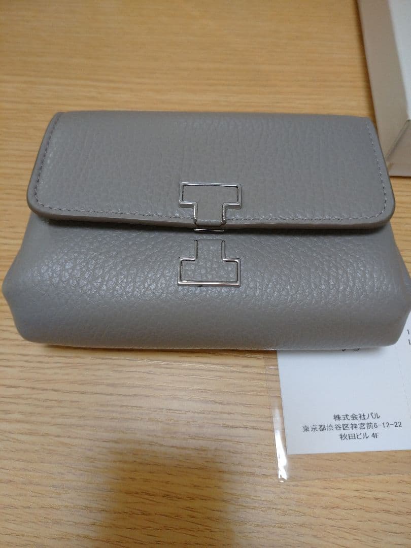 ヒロ様IACUCCIアバウォレット☆新品同様