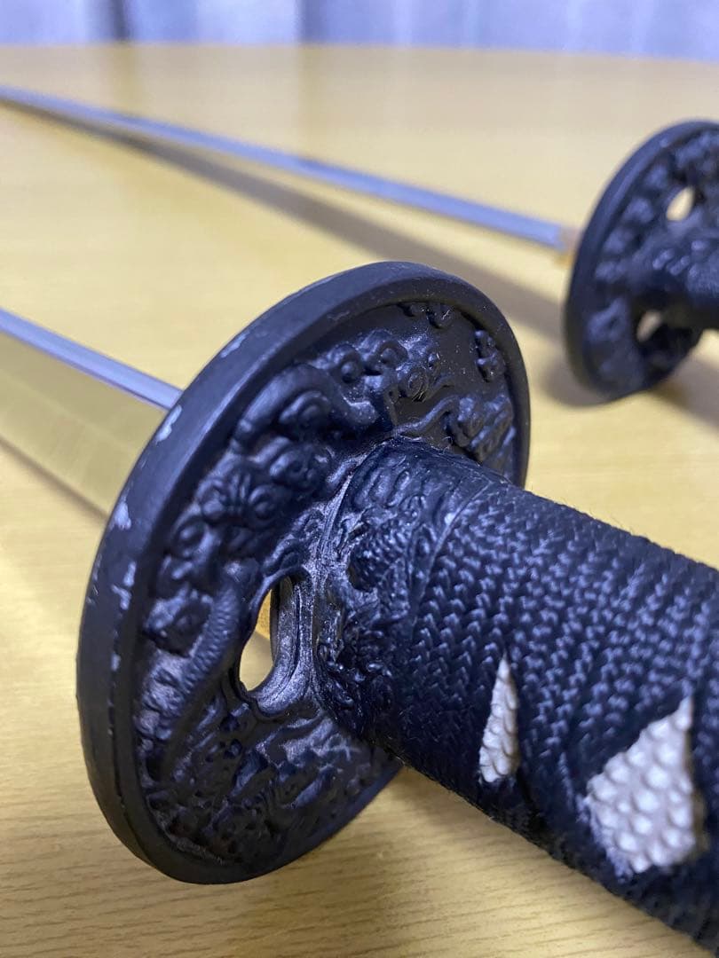 【値下げ】美術刀　赤石目セット　台座付き　模造刀