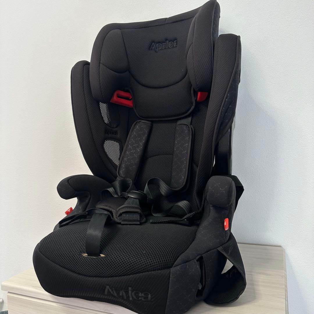 【美品】Aprica AirGroove Plus ブラック ジュニアシート