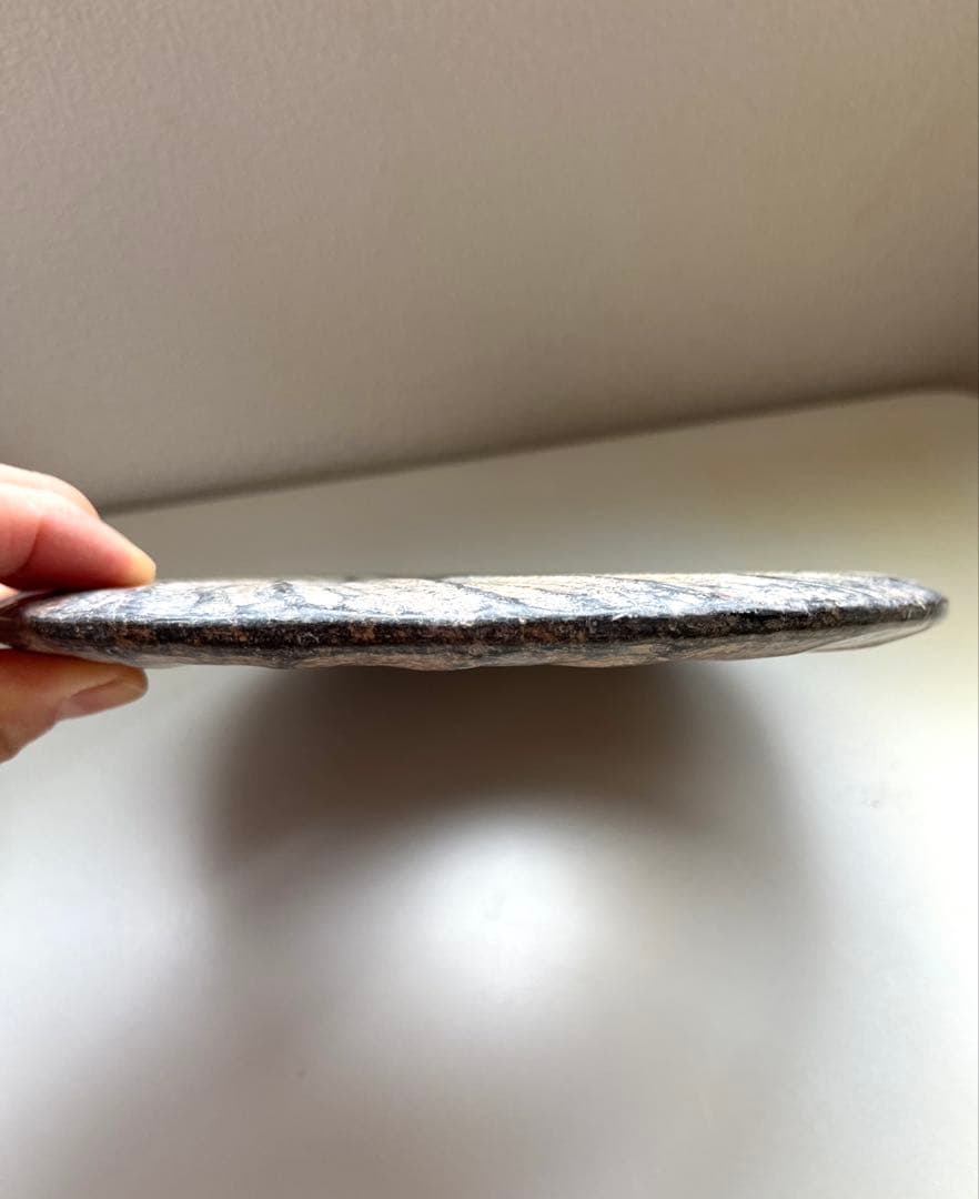 円盤型　焼き物　アート　オブジェ
