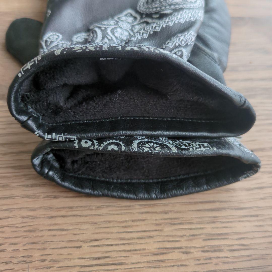 チャレンジャーCHALLENGER バンダナ柄　グローブ手袋