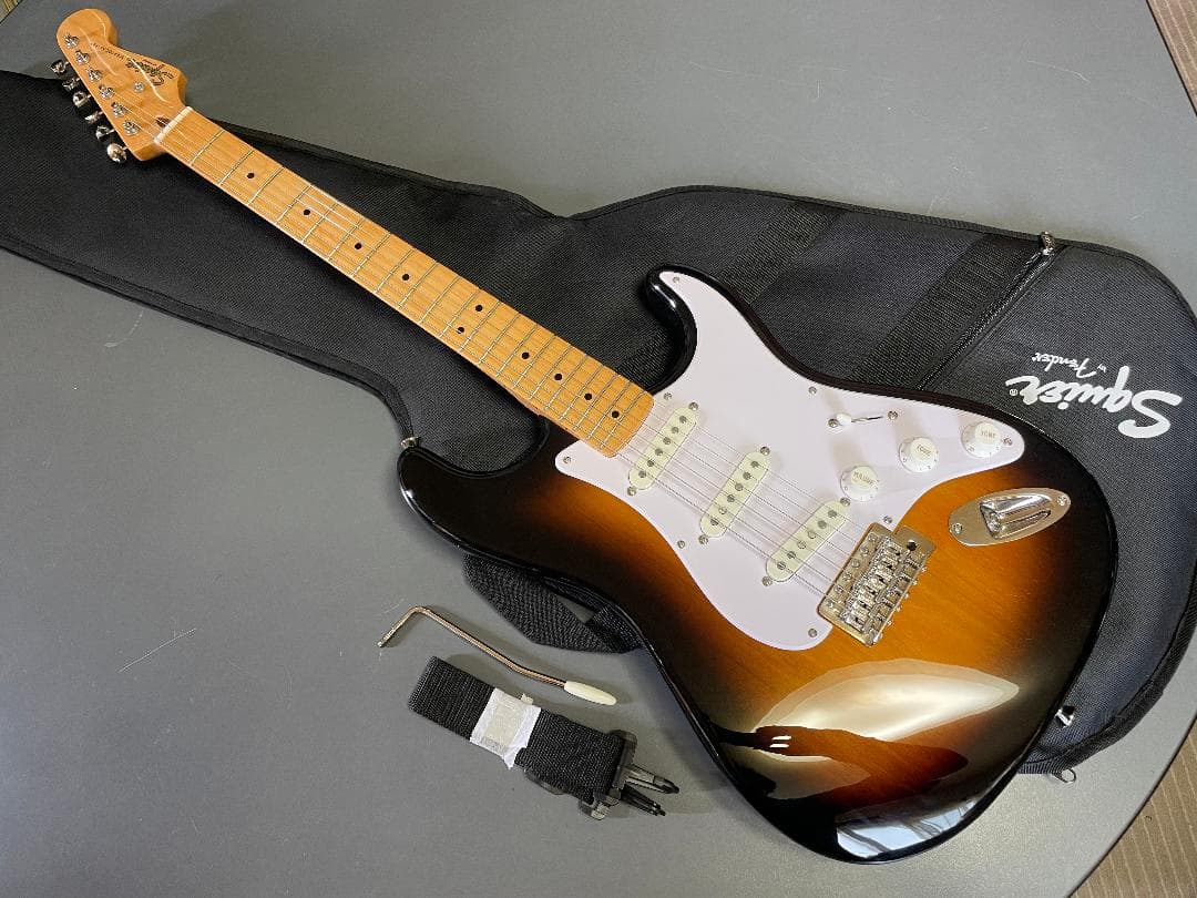 ギター squier classic vibe stratocaster '50s