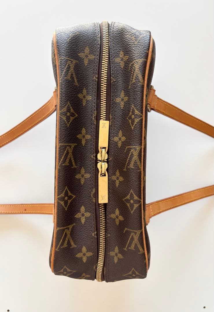 r*u様 Louis Vuitton モノグラム ハンドバッグ