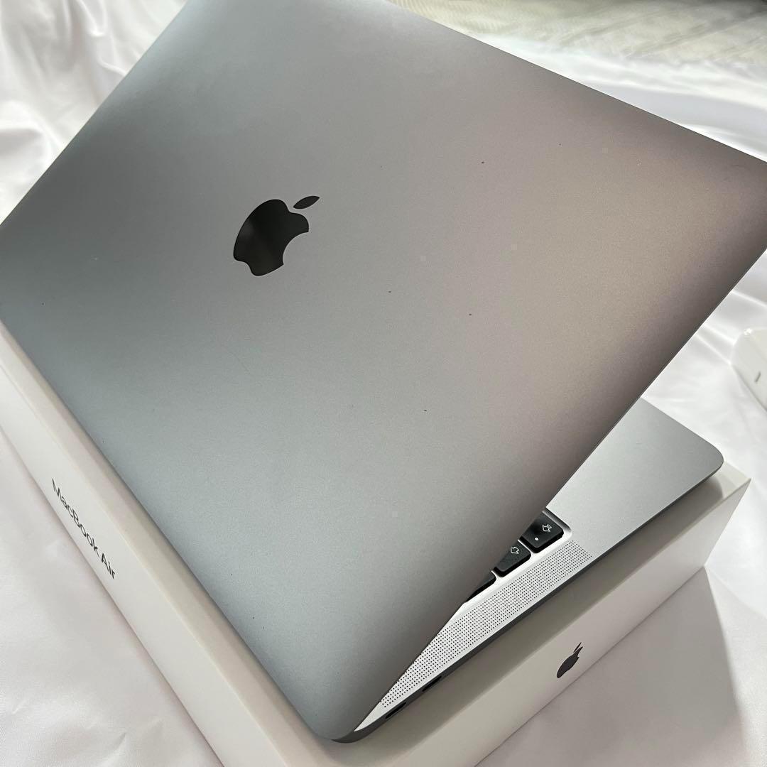 Macbook Air M1 16GB 1TB 13インチ 88%