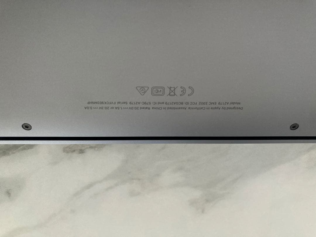 【中古】MacBook Air 13inch スペースグレイ