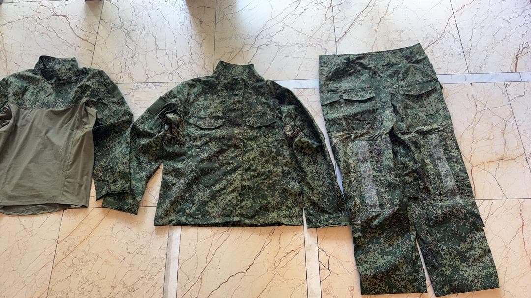 EMR迷彩 コンシャツ パンツ ジャケット 3点セット ロシア軍 Lサイズ