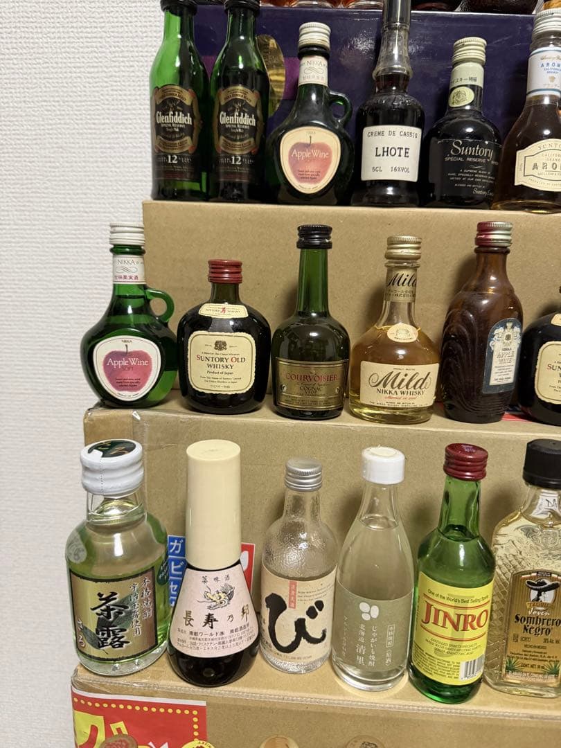 山崎12年ウイスキーミニボトル60本セット