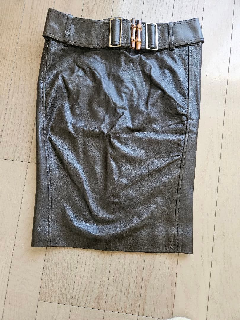 GUCCIレザースカート