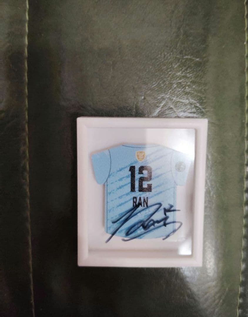 サントリーサンバーズ　髙橋藍　ユニフォーム型マグネット　直筆サイン　シークレット