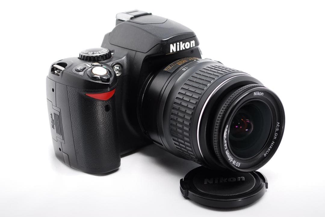鮮やかな写り✨小型軽量✨Nikon D40X✨一眼レフデビューに✨