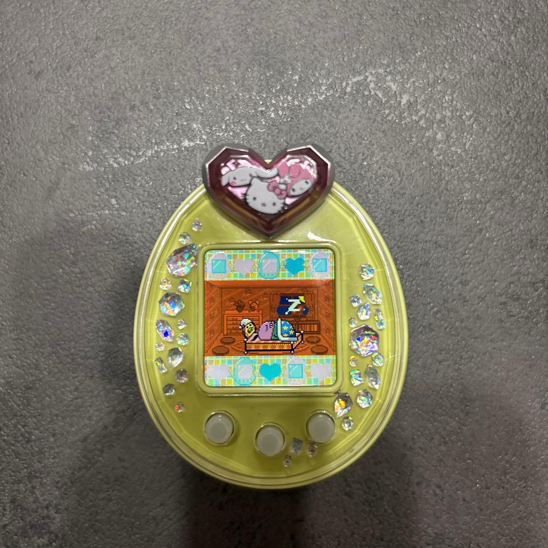 たまごっち　ピース　イエロー　サンリオ　値下げしました