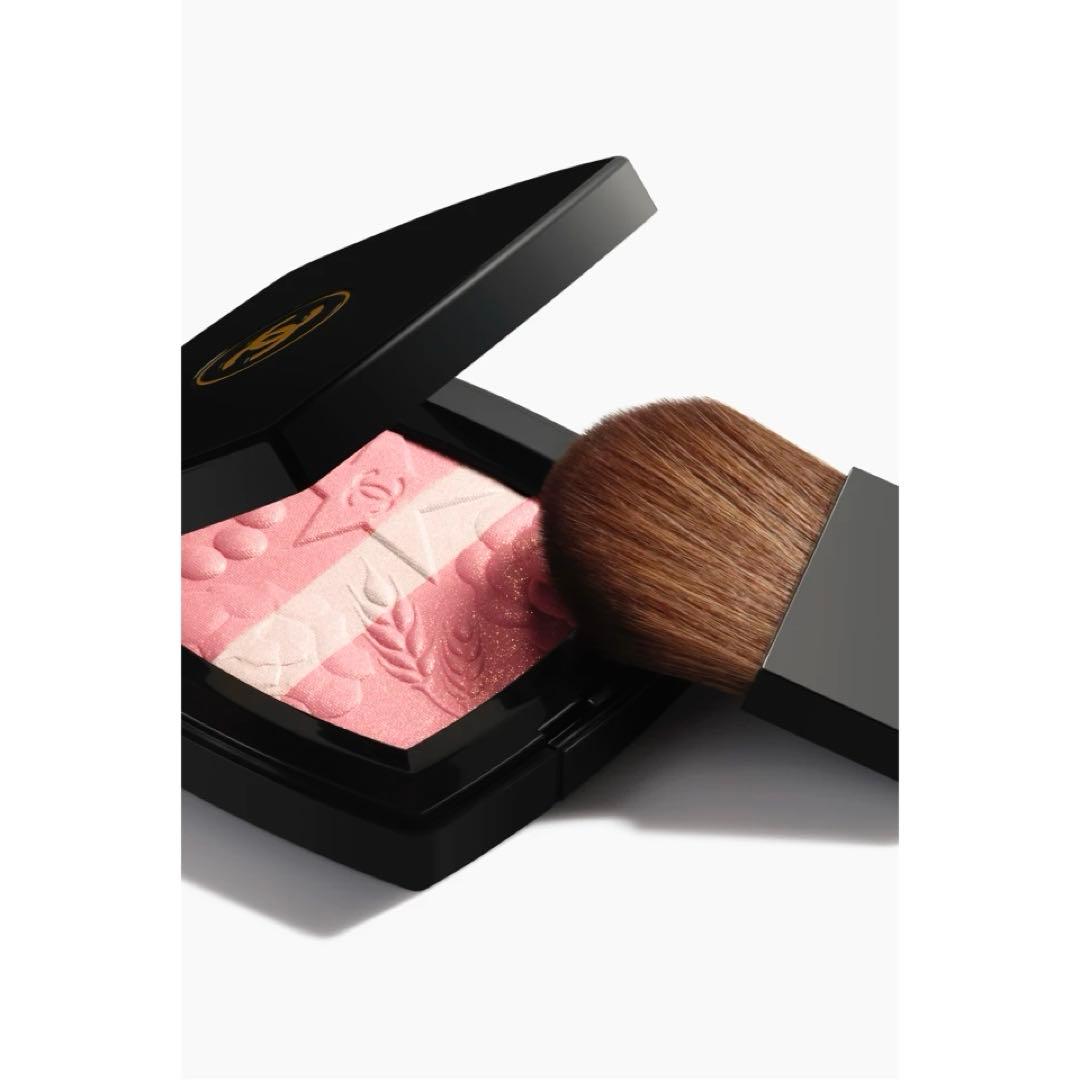 T*O様 CHANELホリデー【特別限定品】フェイスカラーレシーニュドゥシャネル