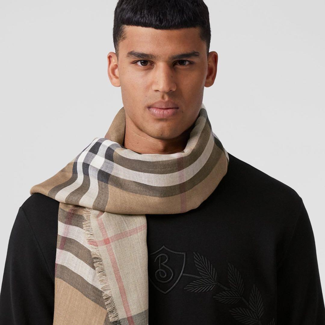 BURBERRY チェック柄マフラー　購入価格¥70,400