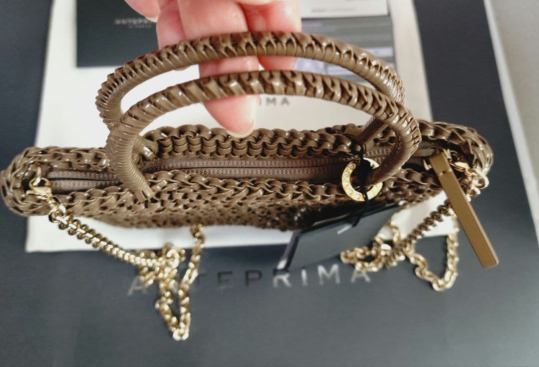 ☆新品最終価格ANTEPRIMAアンテプリマスタンダードZエナメルファンゴカーキ