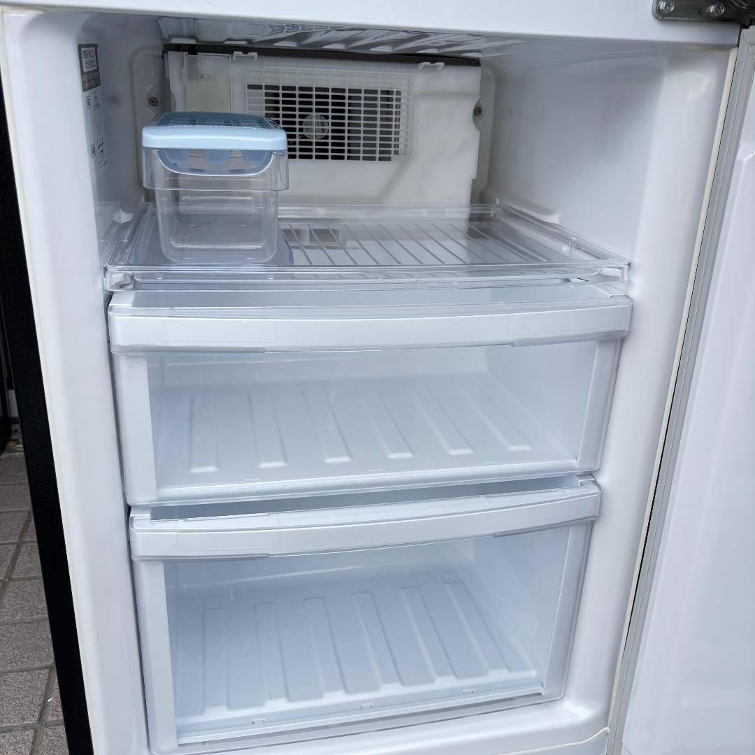 【256L】三菱電機 冷蔵冷凍庫 MR-HD26Y-B　2015年 【埼玉発】