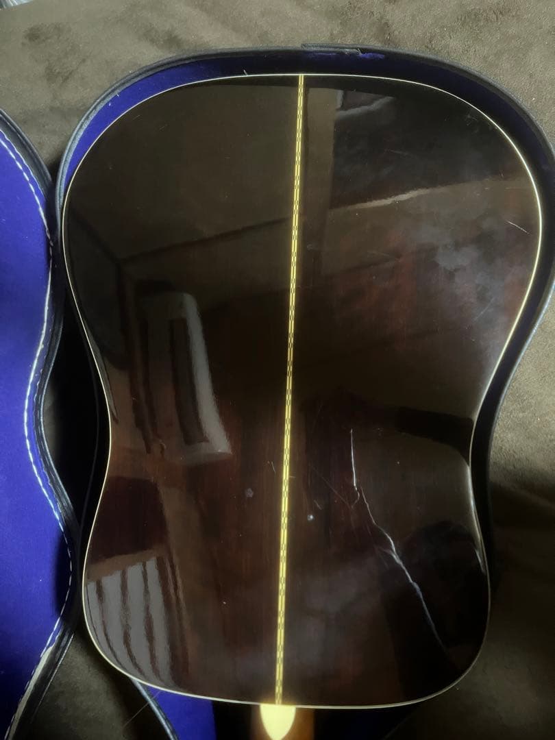 Morris w-25 アコースティックギター　ケース、ストラップ付き