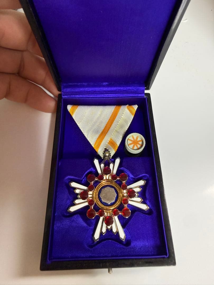 勲五等瑞宝章