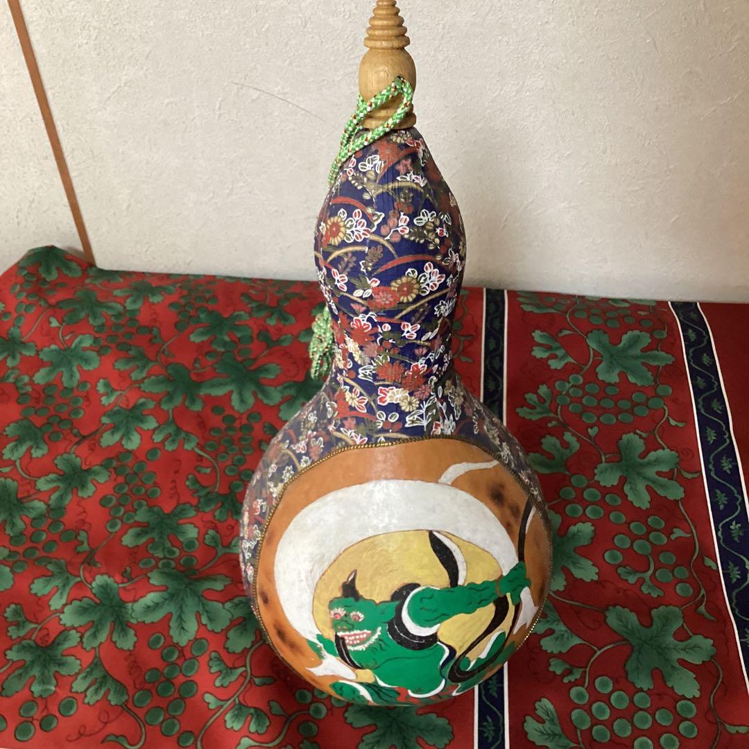 飾物　　瓢箪細工　【　風神雷神　】　　台座　【　蔦　細工　】工芸品　　稀有品