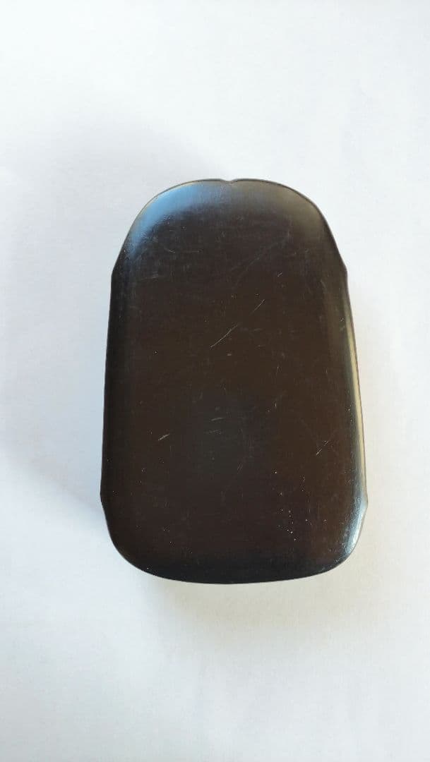 唐硯 (彫刻模様入り、硯箱入り)