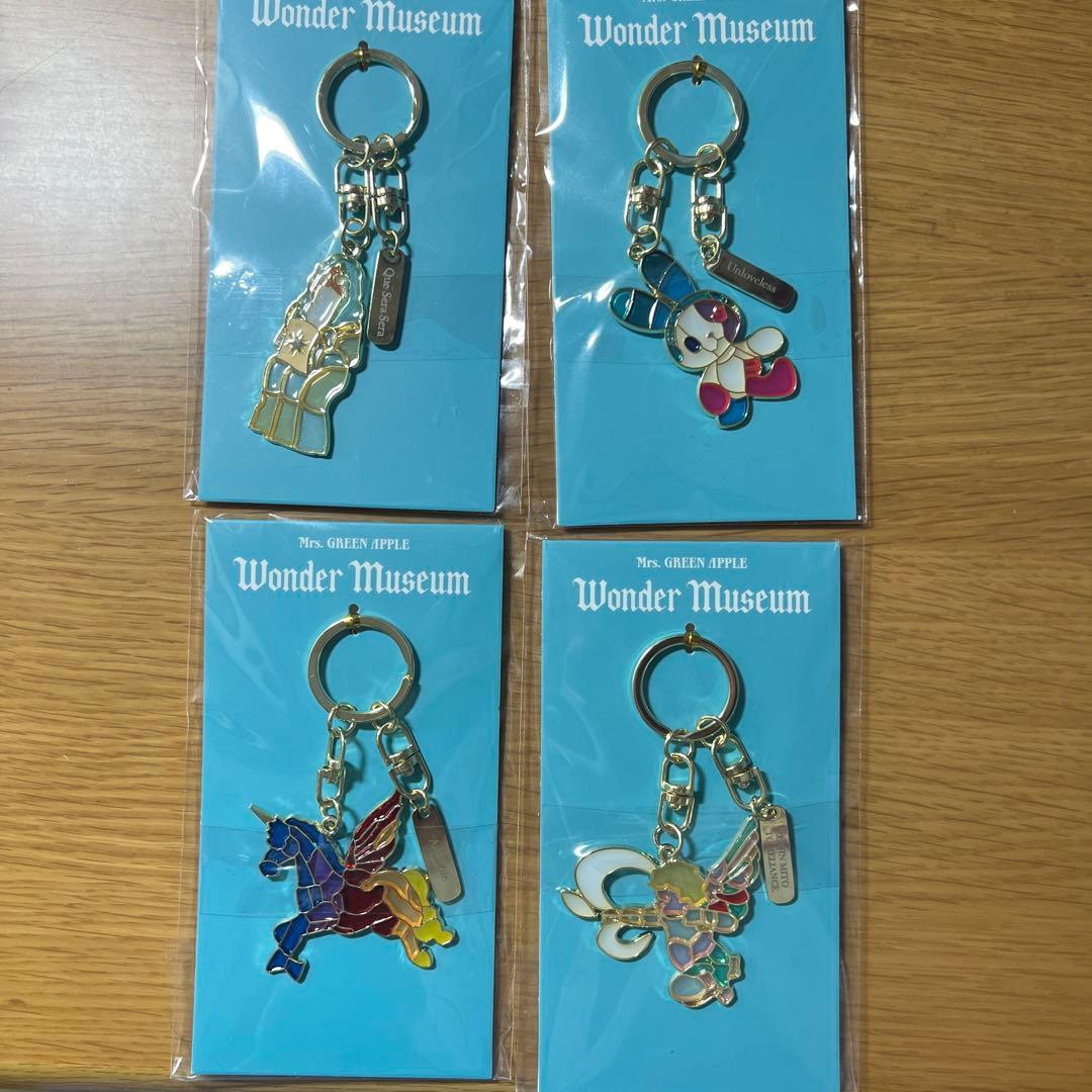 ミセスWonder Museumステンドグラスキーホルダー全4種セット