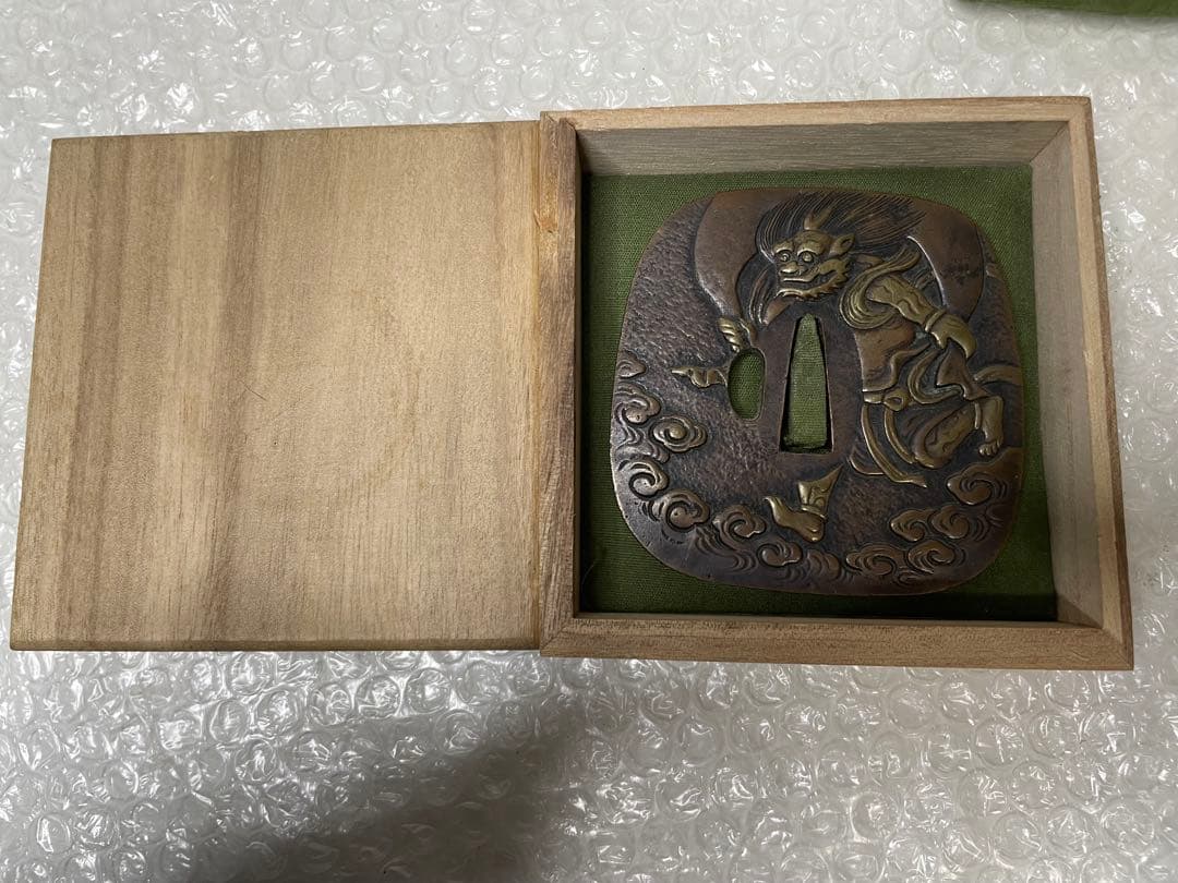 刀の鍔　鐔　つば　風神図　光琳之図　石黒政明(花押)