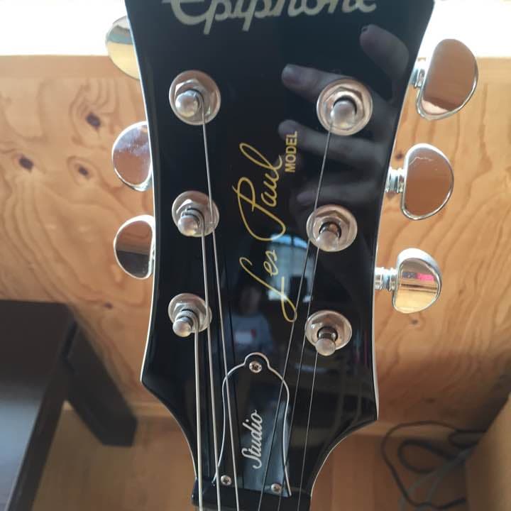 Epiphone   白 ギター