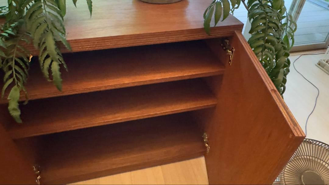 luft ラワン材キャビネット