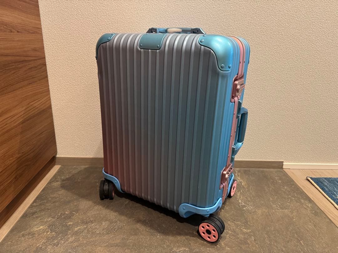 リモワ × アレックス・イスラエル　スーツケース