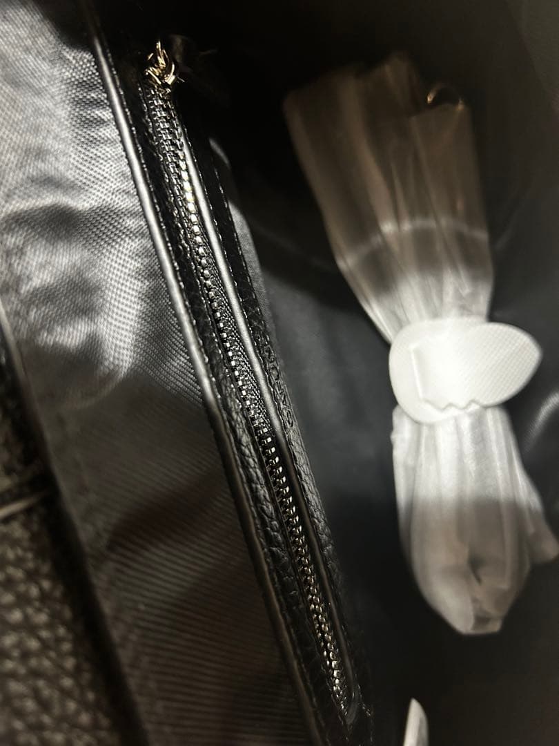 カフネ　ショルダーバッグ　新品未使用　訳アリ