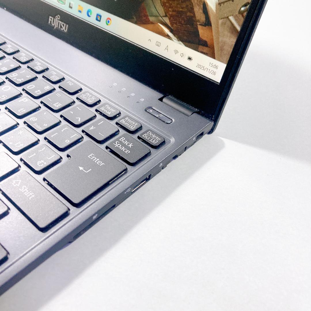 w127✨美品/超軽量 /爆速 SSD新品/Office付✨すぐ使えるノートPC