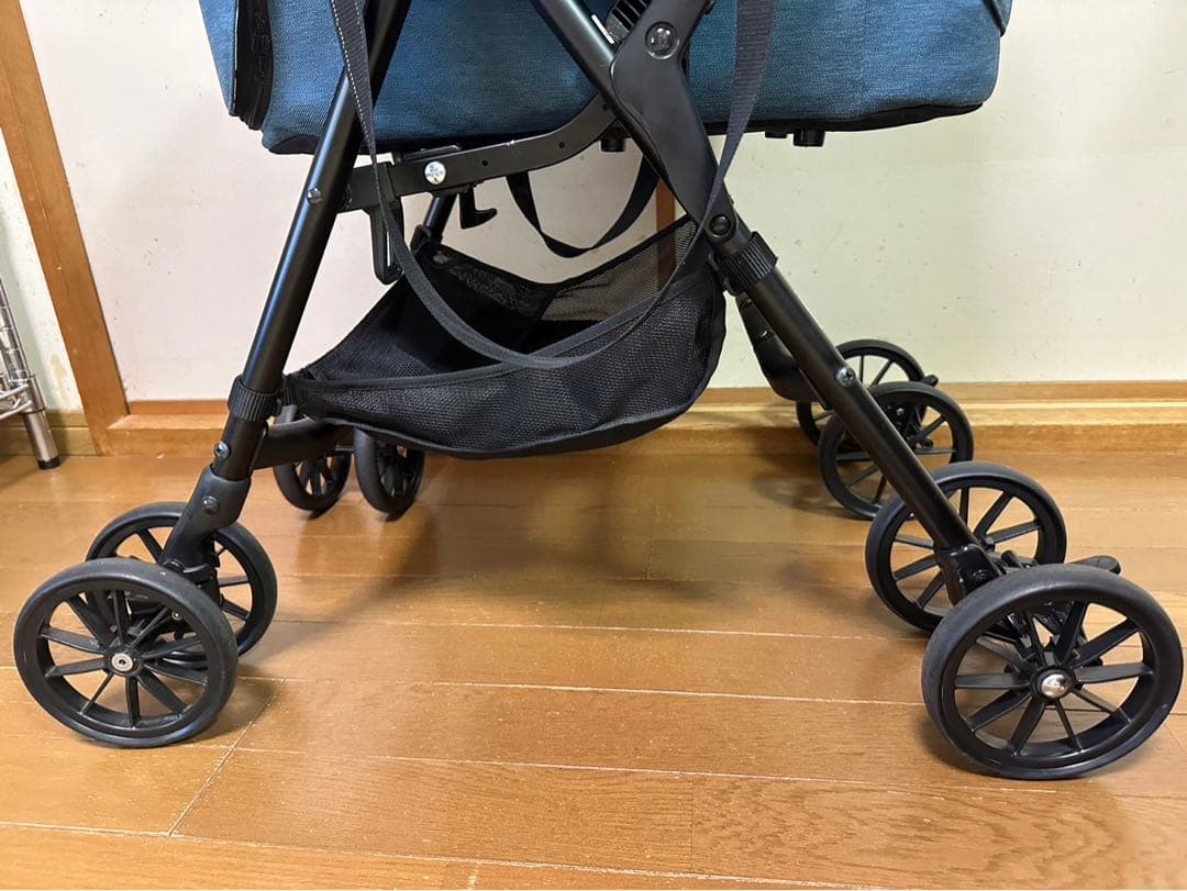 本日限定価格！！コンビ ミリミリEG Longペットカート デニムブルー