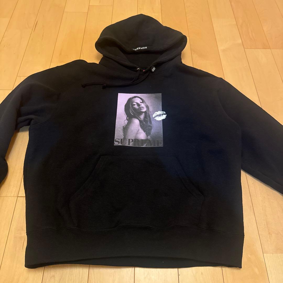 みっちゃん様　Supreme Kate Moss フーディー \